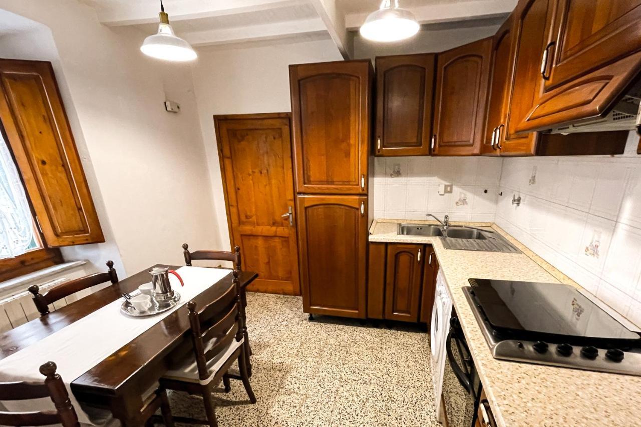 Casa Storica Con Terrazzo Villa Castellina Marittima Exterior foto