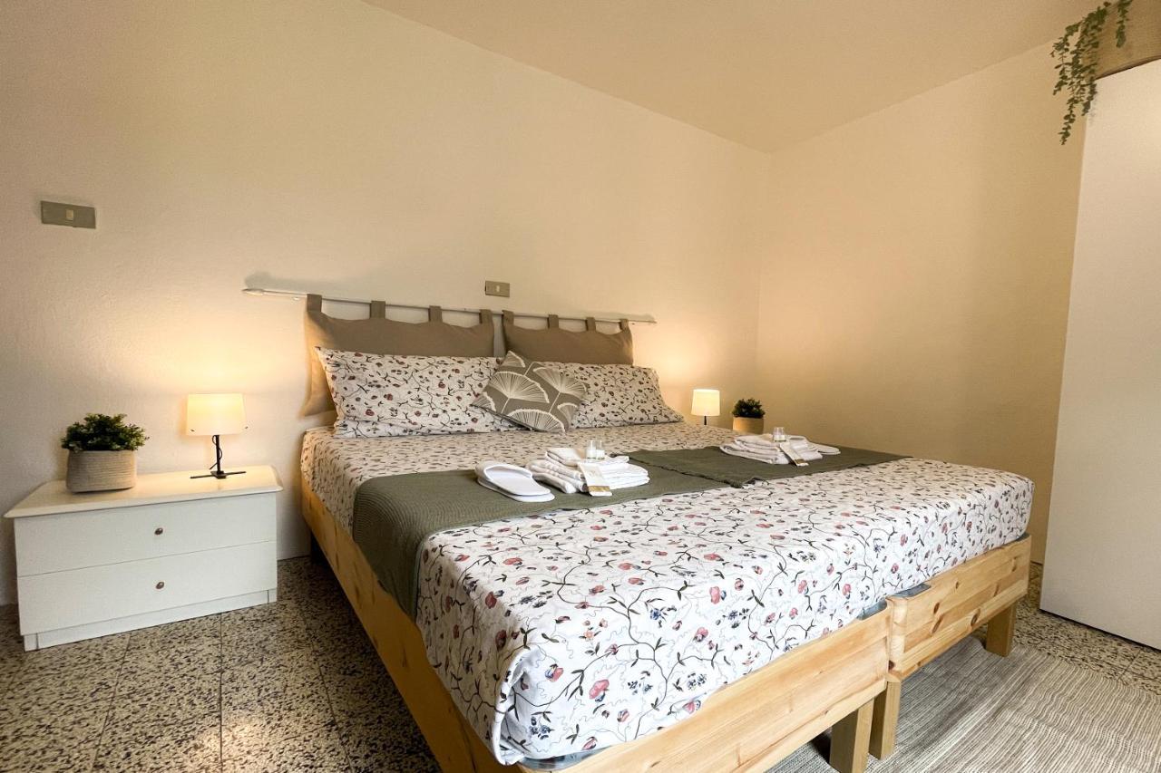 Casa Storica Con Terrazzo Villa Castellina Marittima Exterior foto