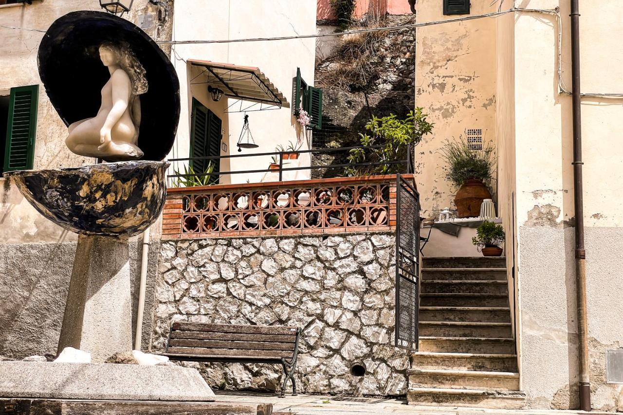 Casa Storica Con Terrazzo Villa Castellina Marittima Exterior foto